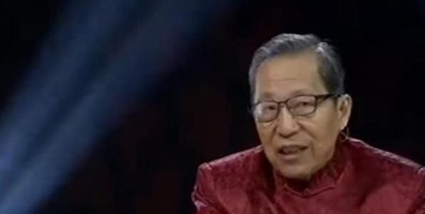 雕刻|女子花150万买玉,请人雕刻又花20万,专家鉴定完你可真行