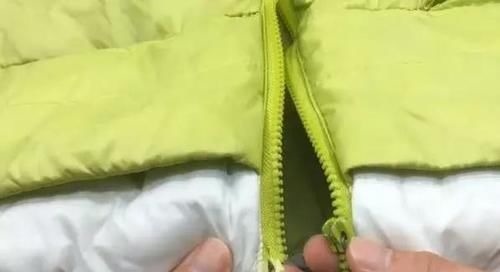 衣服拉链坏掉，不用花钱修，一根吸管就解决，方法实在太简单