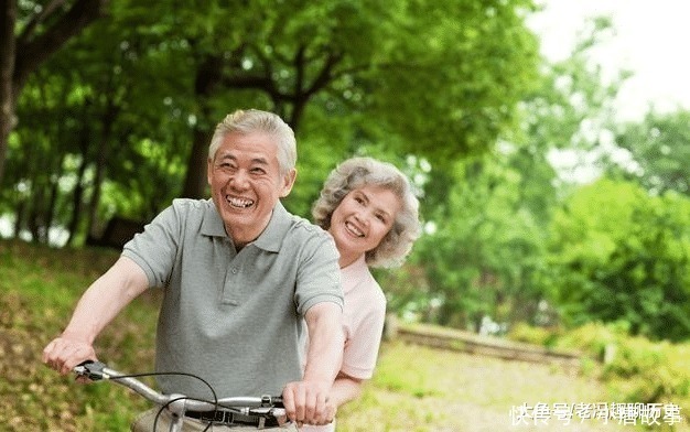 老人|人到什么岁数，才算老人总算知道正确答案了