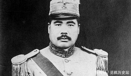赶出故宫|冯玉祥把清朝皇帝，直接赶出“故宫”，是对还是错？