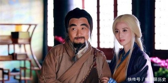 五绝|瑛姑武功绝非泛泛,但也不及五绝,为何裘千仞如此怕她?原因很简单