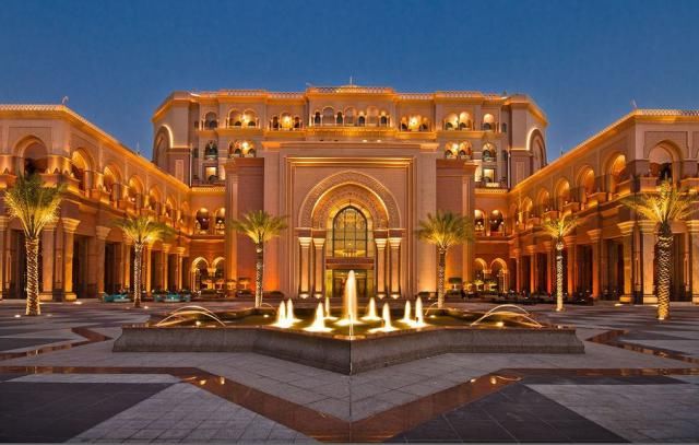 全球最贵的3家酒店，一晚房费能买一辆奔驰，或许你一家都没听过