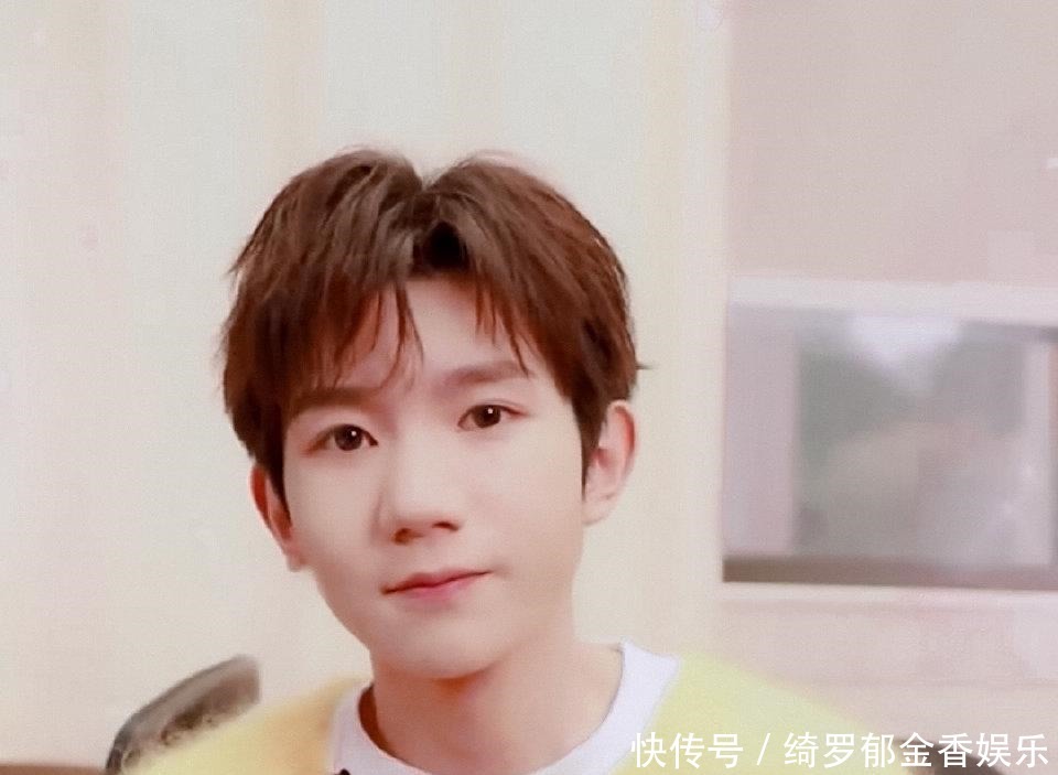 展示 王源自曝没有坚持跳舞的原因,看完他的展示,粉丝心疼不已