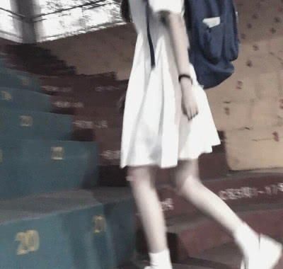 小蛮腰|女孩起床后，若能坚持这“3举动”，时间一久“小蛮腰”不请自来