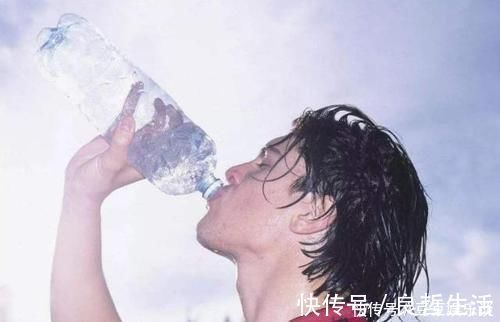 肝脏|睡觉时出现5个症状,可能是肝脏“上火”了,早了解早治疗