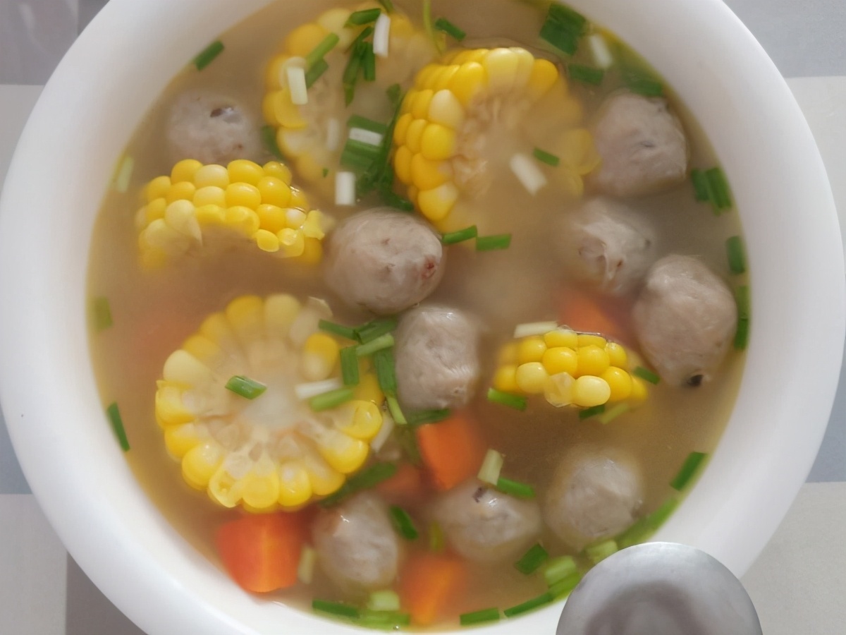 夏天多喝这碗汤,低脂低卡鲜嫩美味又暖身,每次做了我喝2大碗!