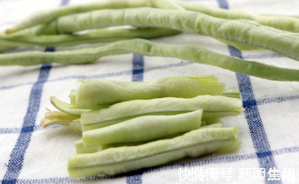 食用|医生提醒:5种食物吃之前要先焯水,以免增加肝脏压力,别吃错