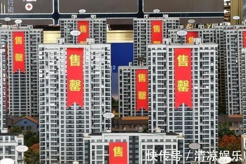 大户型|迷你世界：我进洞找妖王！被1群护卫攻击，怎么消灭他们？