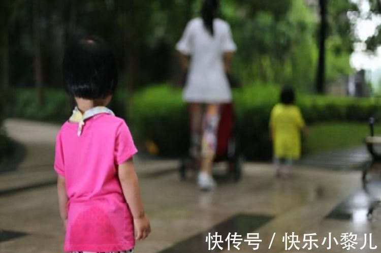 小云|孩子从小就挨打,受到的伤害并不小,父母若知道还下得去手吗?