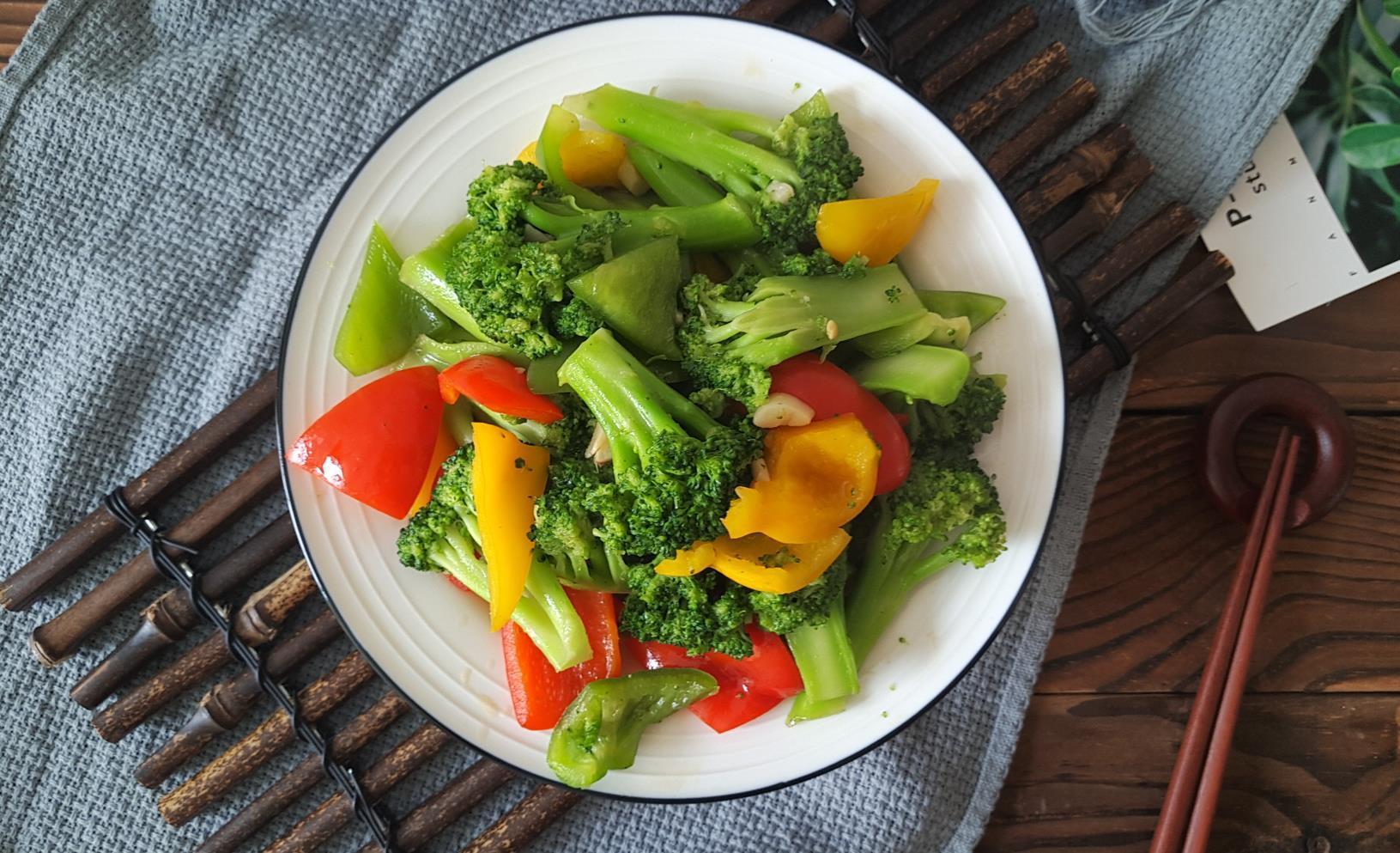 气色|“天然叶酸”终被找到,女人隔三差五吃一次,气血充足气色好