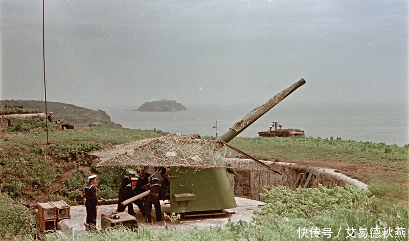 重兵|老照片：1955年的海参崴苏联重兵驻扎
