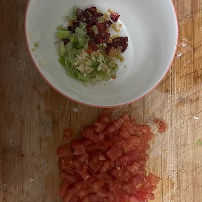 番茄酸辣汤饺子