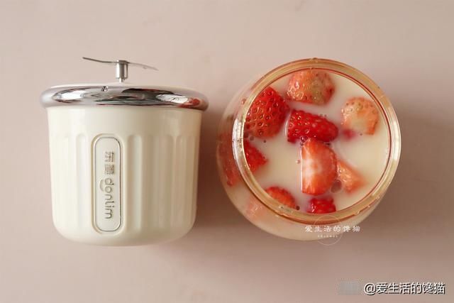 奶茶店月售过万的饮品，详细做法教给你，香甜好喝，学会不用买