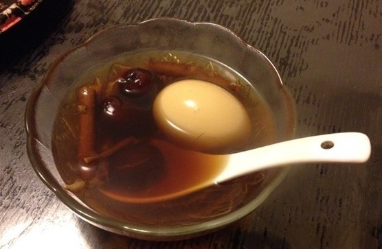 補(bǔ)血|雞蛋和它一起煮，女人每天喝一碗，排出體內(nèi)濕氣，補(bǔ)血益氣睡眠好