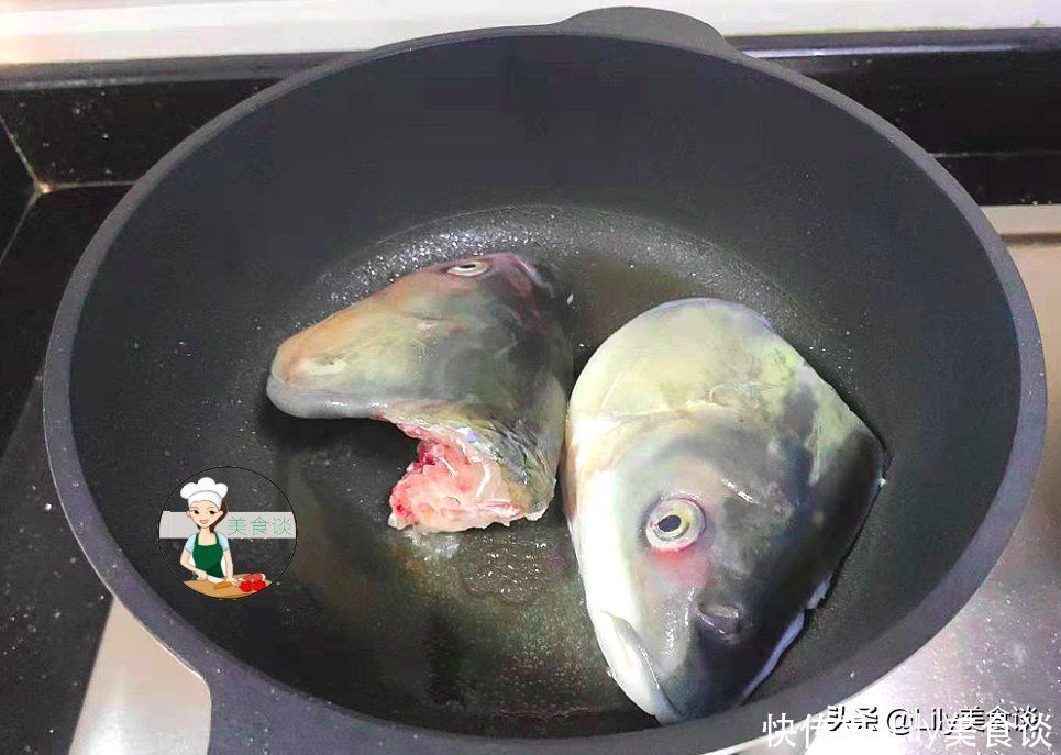 骨头|夏天，丝瓜和它是绝配，切块煮汤，鲜甜清爽营养，比喝骨头汤过瘾