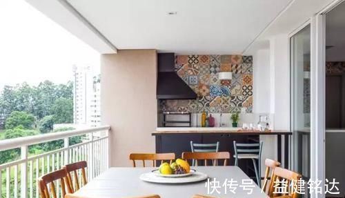 阳台上|阳台装修这么漂亮，客人更喜欢坐阳台！