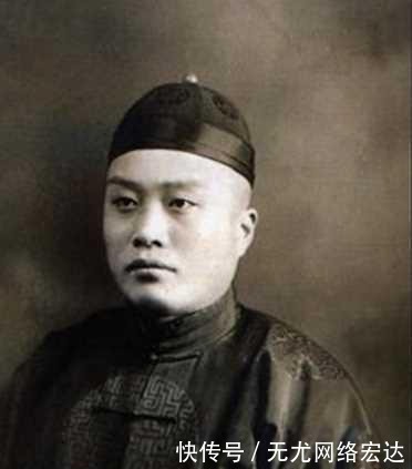 中国最后一位状元:试卷笔迹像打印机,书法家都自叹不如