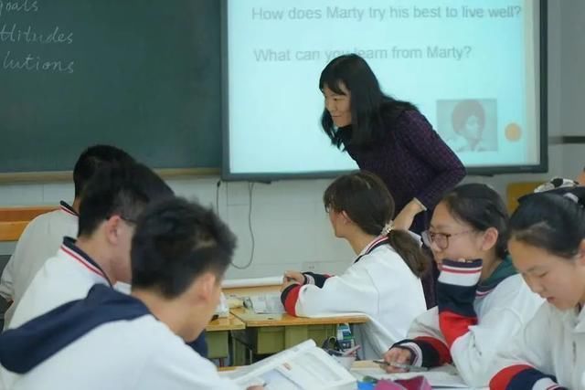 数学老师@有种画家叫数学老师,十二笔画出齐天大圣,美术老师:抢我饭碗?