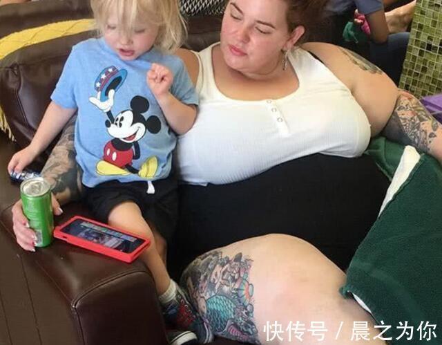 200斤的大号身材名模,大象腿粗似玉柱,这是否也是一种美