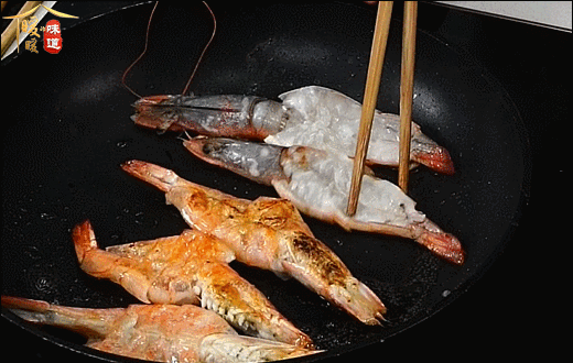 炖牛肉时，这味香料一定要放！20分钟软烂入味、不塞牙，很多人都放错，难怪又老又柴