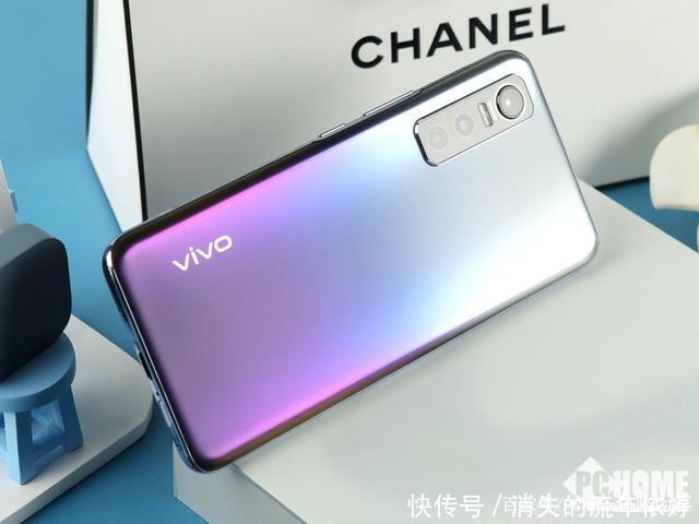 vivo|vivo S7e幻砂星海图赏 魔幻渐变灵动优美