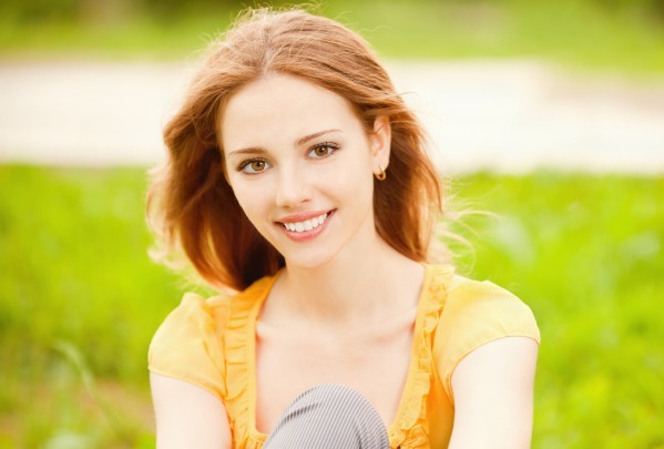 天生福气脸的女人,看脸上都有4种特征,中