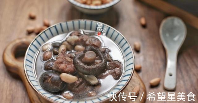 筋骨|广东人都爱用猪尾煲汤,10块钱一条煲一锅,孩子长高老人壮筋骨!