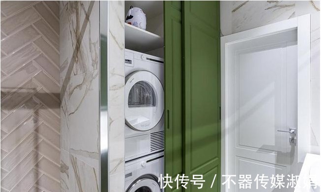 玄关|发现一位55岁阿姨的家,那叫一个温馨,拍照给大家瞅瞅,超羡慕