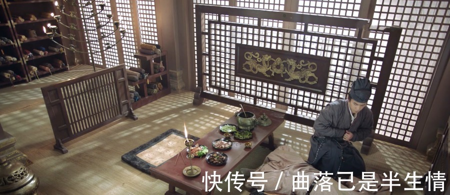 百鸟朝凤枪$三国演义小说中三位隐藏的世外高人,你感觉哪位最牛