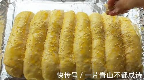 玉米油|教你做懒人版面包,不用揉面,更不用揉膜,面包柔软拉丝又好吃