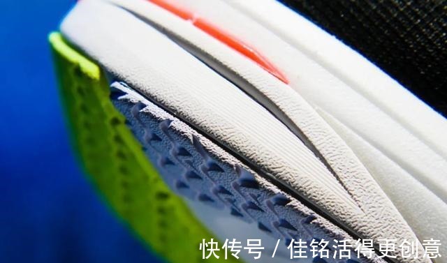 尺码 享受在氮气加持下的绵柔脚感吧!Puma全新跑鞋堪称出街首选!