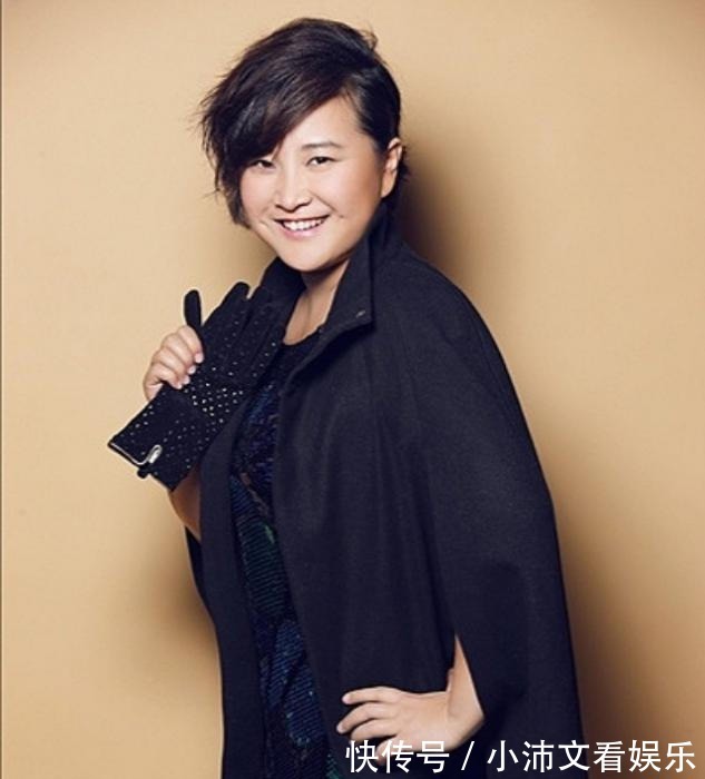婴儿肥|被男生公认为不好看的4种脸型,化妆也很难变美,希望你一个不中