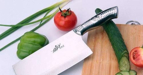 铁锈|不管菜刀多钝多旧,只需涂点小调料,2分钟菜刀锋利无比