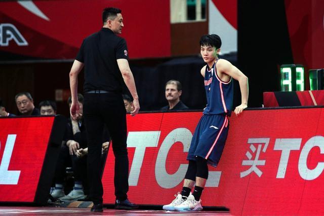 徐杰|输球也有收获,低调爆发徐杰30分成赢家,宏远一隐藏问题凸显