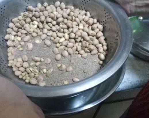 教你做咸干花生，不炸不烤，不加一滴油，香脆还入味，皮一搓就掉