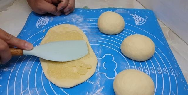 爱吃烧饼的要收藏了,加2个鸡蛋,个个蓬松暄软,比面包香甜好吃