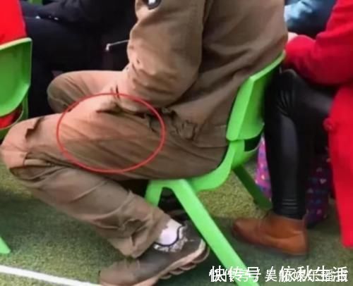 委屈|父亲穿“脏工服”开家长会,孩子一脸委屈:就不能回去换身衣裳?