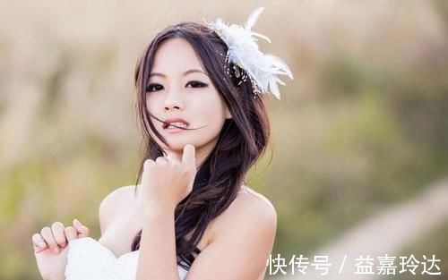 雌性激素|雌激素“旺盛”的女人,身体或会出现这5个表现