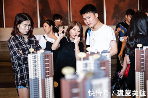 房企们|今明两年有购房计划的家庭,提前先看看这4个“忠告”,很实用