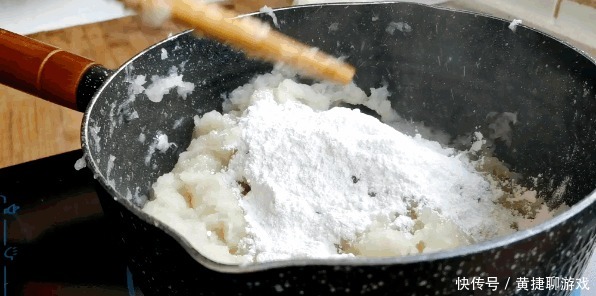 一碗面粉,1斤冬瓜,教你做皮脆馅香的老婆饼,每一口都酥到掉渣