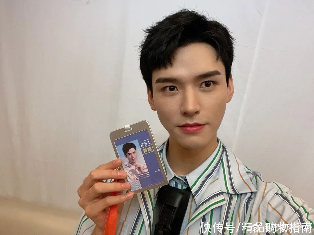 顶流们的阳谋,联手把国潮穿出圈