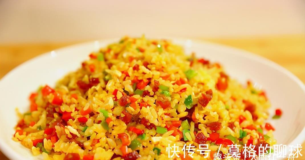 米饭|蛋炒饭是先炒蛋还是先炒饭?很多人搞不清楚,难怪炒得不好吃