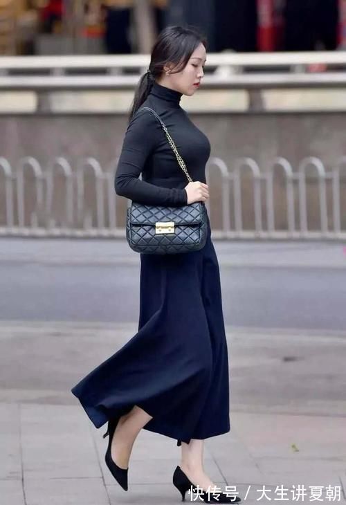 深色系 秋季高冷范的搭配,阔腿裤穿出了裙装的美,美的高雅有气势