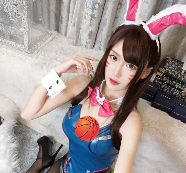 Dva|腐团儿COS经典角色Dva，身材秒杀原作，这大长腿爱了