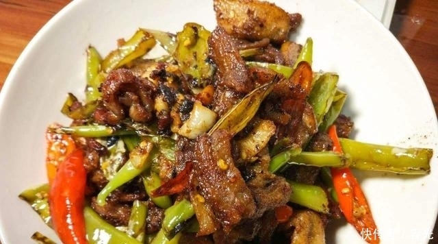 隔夜肉、隔夜饭，隔夜菜，一口都能不能吃吗？原来我们都错了