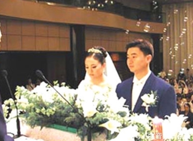 运动员|韩国女队长狂追中国冠军,家境显赫白富美,不顾家人反对远嫁中国