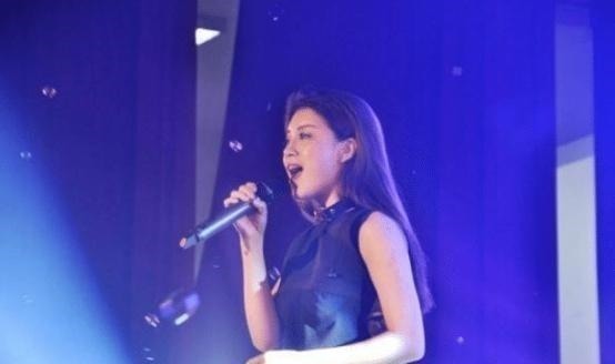 音乐梦|当初她在好声音输给张碧晨，却意外嫁给节目总导演，现在怎样了