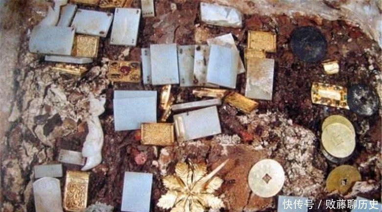 黄金|明朝藩王有多富足?墓穴里发现5340余件文物,黄金净重32斤