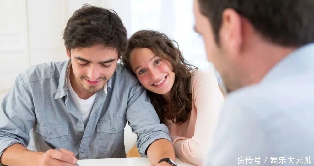 继承权|夫妻共有的房产,一方死亡后办理继承时需要注意什么?