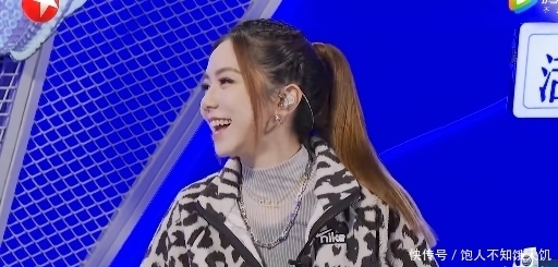  牵手|王源成人之美，GAI如愿牵手陈小春，王源搭档常石磊更合适